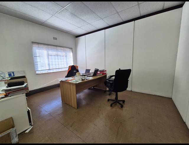 649M² WAREHOUSE TO LET IN WADEVILLE